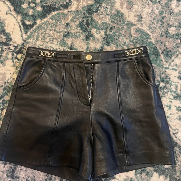 Leather shorts with gold-tone hardware - Picture 1 of 2